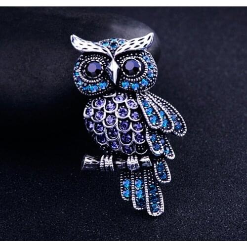 2021 Multicolor Owl Brooch Pins Quality Rhinestone Ainmal Brooches New Year Designer Jewelry Gift Fashion Women Suit Lapel Pin