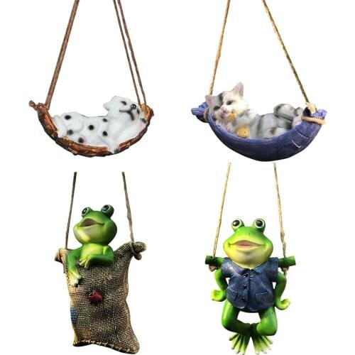 Hanging Tree Dog Frog Statue Waterproof Ornaments Santa Craft Animal Tree Sculpture Resin Model for Outdoor Gardening Courtyard