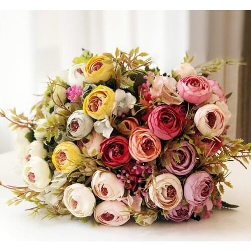 European Vintage Artificial Silk Tea Rose Flowers 4 head 2 Small bud Bouquet Wedding Home Retro Fake Flower Party DIY Decoration