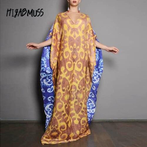 New Autumn 2021 Middle East Plus Size Muslim Robe Holiday V-neck Printed Loose Long Skirt Plus Size Women Clothing Dress