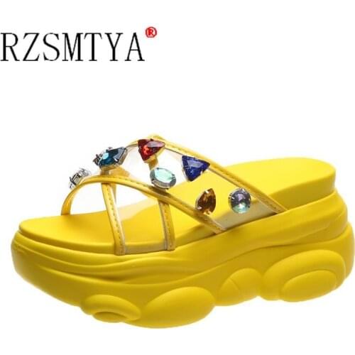 Women 8cm Wedge High Heel Outdoor Slides Summer Fashion Rhinestone Sequins Platform Sandals Girl Chunky Open Toed Beach Slippers