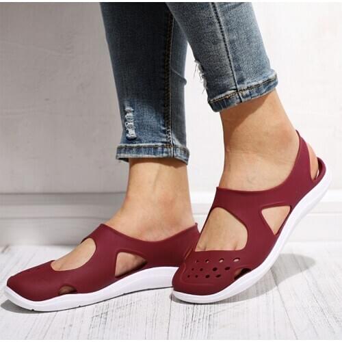 Summer Women Sandals Soft Flat Slip on Female Casual Jelly Shoes Girl Sandals Hollow Out Mesh Flats Beach Footwear New