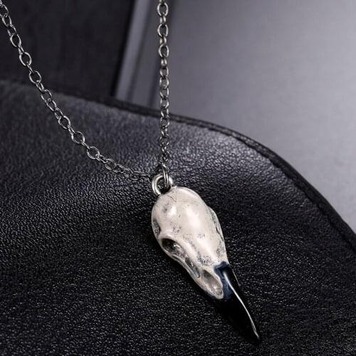 3D Raven Skull Necklace Resin Replica Raven Magpie Crow Gothic Gift,Halloween Raven Skull Necklace,Goth Bird Skull Jewelry