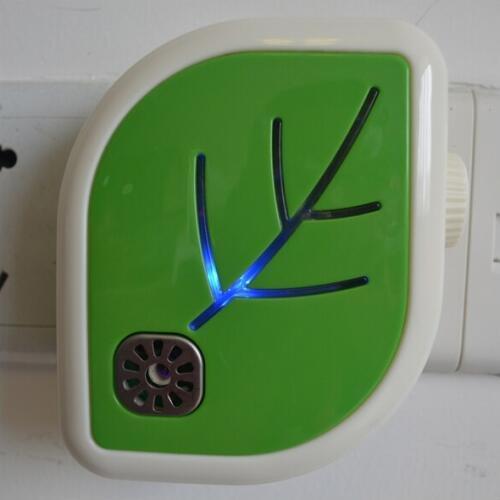 Plugged in adjustable ozone air purifier for kitchen room,bathroom,pet room, removing odor,killing bacteria