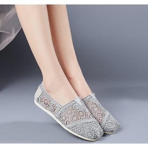 Summer Womens Hollow Cloth Shoes Breathable Casual Fashion Mesh Shoes Spring Breathable Lace Shoes Flat Low Heels Size35-40