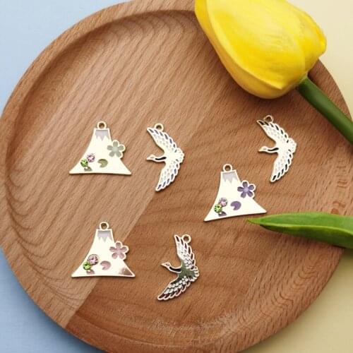 10pcs Flowers Mountain Crane Enamel Charms Pendants Gold Tone Metal Charms Fit Jewelry DIY Accessories Earring Floating Handmade