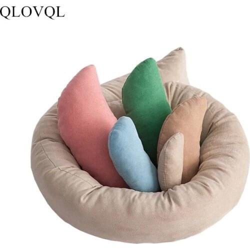 6pcs/set Baby Photography Prop Pillow Newborn Baby Photo Shoot Posing Props Baby Crescent Shaped Pillows Basket Filler