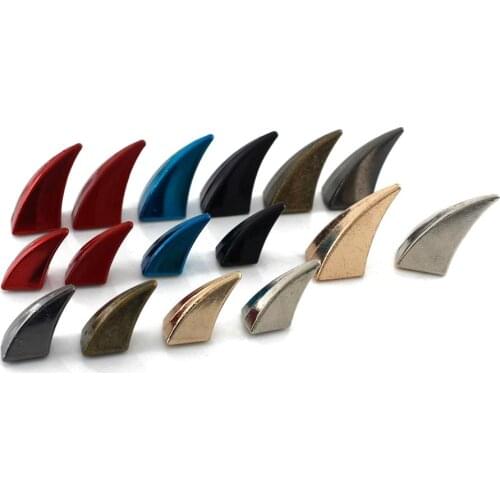 2 pcs Zinc Alloy Rivets Shark Fin Punk Garment Rivets Screwback stud For Leather Craft Handbag Purse DIY Hardware Accessories