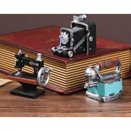 Resin Small Ornaments Retro Nostalgic Camera Phonograph Mini Home Living Room Wine Cabinet Decoration Photo Furnishings TS2