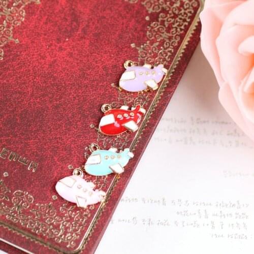 Fashion Newest Cartoon Fly Shape Enamel Alloy Necklace Pendants Mix 50pcs Flat Oil Drop Gold Tone Plated Diy Metal Charm 14*15mm