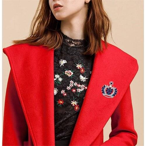 Exquisite Fashion Brooch Style Wild Ladies Boutique Fashion Jewelry Gift Brooch 173