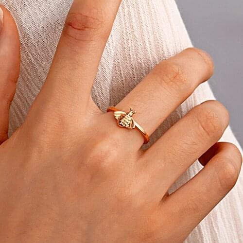 2021 European and American Fashion Hot Sale Personality Creative Little Bee Ring Simple Retro Metal Copper Ladies Ring
