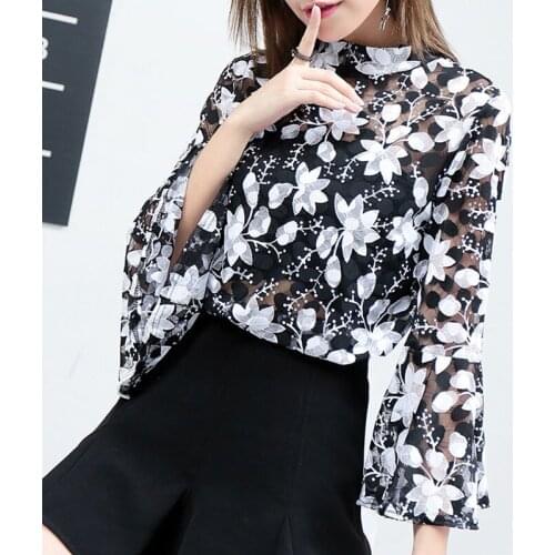 Spring and autumn new two piece set 2021 Korean retro flared sleeve lace top