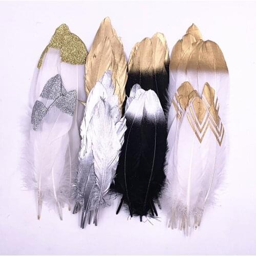 The New 10Pcs/Lot Gold Goose Feathers 14-20cm/6-8inches Feathers for Crafts Decoration Accessories Plume Wedding Decoration