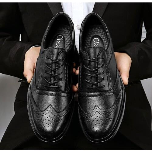 Mens Leather Shoes Brand Brogue Shoes Men Business Lace-up Formal Oxford Fashion Printed Wedding Dress Platform Footwear