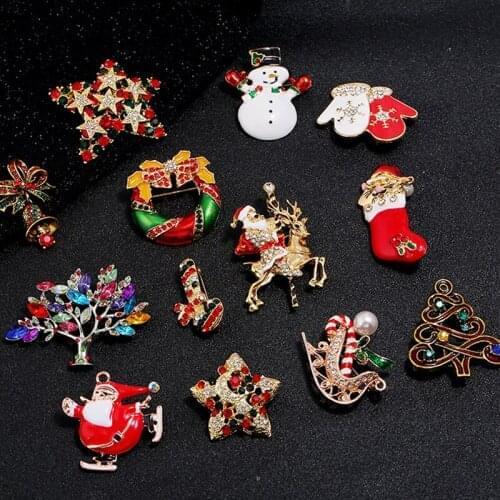 Merry Christmas Brooches Pins Lovely Santa Claus Hat gloves Bells Socks Donuts Candy Badges Brooch Gift Jewelry Accessories
