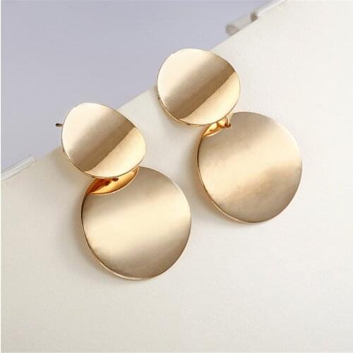 Retro metal disc earrings geometric round earrings European and American wild fashionable long earrings female