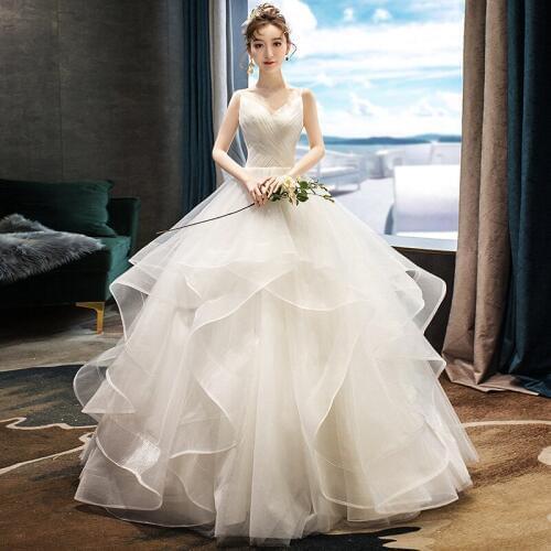 Light Wedding Dress Korean Version of The Brides Super Fairy Dreamy Simple Suspenders Forest Small French Retro Wedding Dress