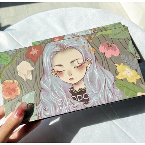 New 18-color Girly Pattern Eyeshadow Palette with Fine Powder Pearly Matte Earthy Color Easy To Apply Makeup Beginner Eye Makeup