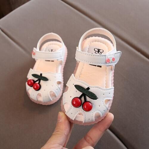Newest Summer Kids Shoes Fashion Leathers Sweet Children Sandals for Girls Toddler Baby Breathable Hoolow Out Cute Cherry Shoes