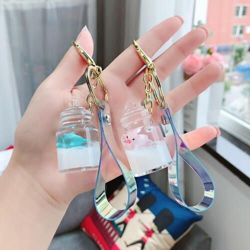 2020 Creative Cute Piggy Floating Milk Bottle Keychain Moving Liquid Quicksand Drift Bottle Keyring For Women Bag Pendant D565