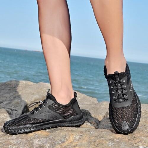 Mens Mountain Trekking Shoes Men Outdoor Athletic Shoes Men Wearable Sports Upstream Shoes for Men Light Elastic Band Trainers