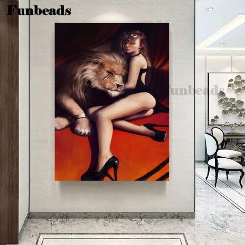 Crystal painting 5D Diamond Painting Kits Sexy woman and lion 5D Art Pictures of Rhinestones Living Room Wall Decor FF4384