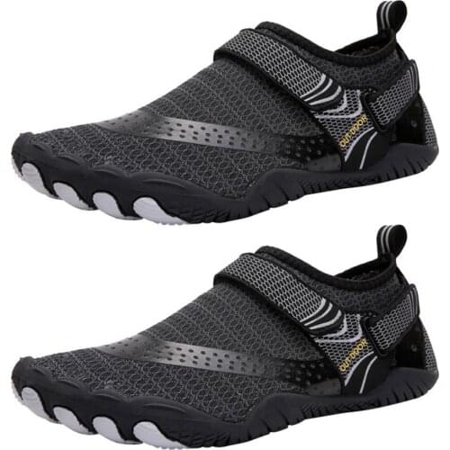 Men Quick-Dry Wading Shoes Breathable Upstream Shoes Magic Sticker Swimming Beach Sneakers for Summer Outdoor Sports Beach Shoes