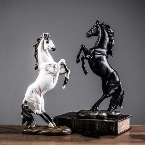 Vintage Horse Sculpture Creative Design Crafts Statue Ornament Home Decoration Business Birthday Gift Resin Handicraft