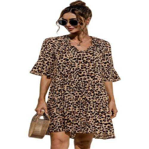 2021 Apring And Summer New Ladies Fashion High-Quality New Products V-Neck Flared Sleeve Cake Stitching Dress