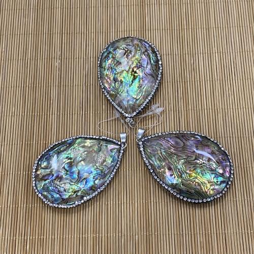 Natural Shell Abalone Shell Pendant Ladies Jewelry Making Supplies Handmade DIY Charm Jewelry Shell Pendant Necklace Wholesale