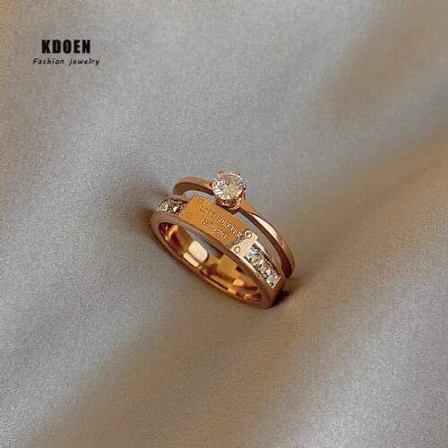 2021 New Classic Titanium Steel Rose Gold Double Letter Rings For Woman Fashion Finger Jewelry Party Girls Temperament Ring