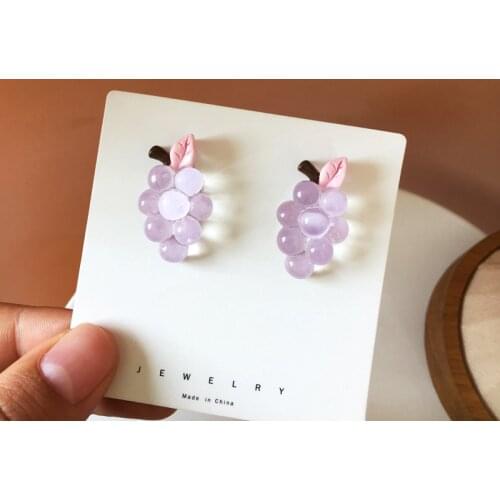 LOVOACC Cute Purple Color Grape Pendant Earrings for Women Clear Resin Arcylic Arcylic Hanging Dangle Earrings Holiday Jewelry