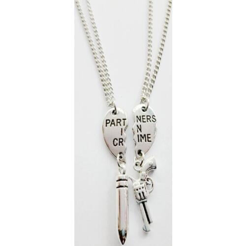 Partners in Crime Broken Heart Necklace Pendant Best Friend Sweapon Gun Bullet Couple Necklace Women Jewelry Bff Friendship Gift