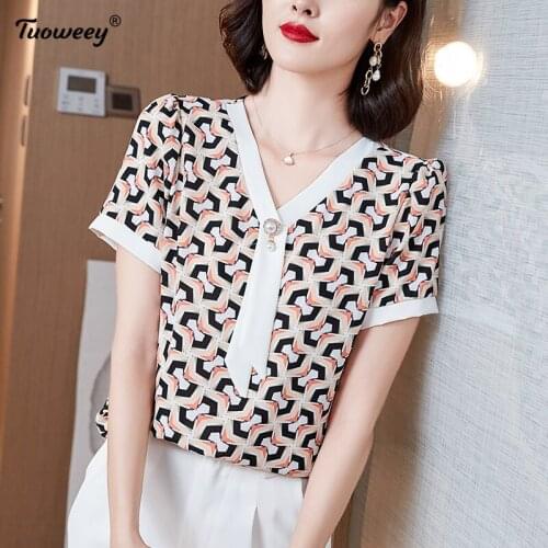 New Summer Middle Aaged Women pullover Korean Chiffon v-Neck Blouse Tops Female Flower Print Fashion Loose Plus Size 4xl Shirt