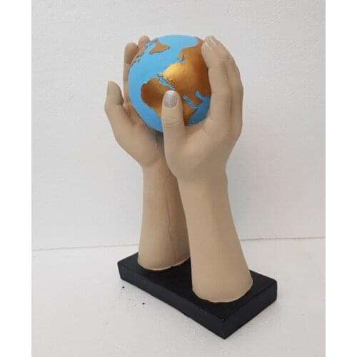 EU HOME DECORATION AROSE WORLD HOLDING HANDS SCULPTURE TRINKET OFFICE HOME DECOR