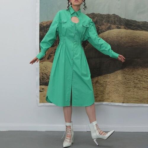 Johnature 2021 Spring High Street Hollow Out Wrinkle Women Dress New Fashion Loose Green Turn-down Collar Dresses