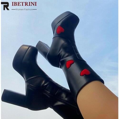 2021 Winter Women Short Boots Platform High Heel Zipper Heart Print Design Sweet Cute Elegant Shoes Luxury Brand High Quality