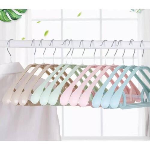 100pcs Wide Shoulder Traceless Clotheshorse 360 Degree Rotatable Plastic Clothes Drying Rack Clothes Hangers Free Shipping WB196
