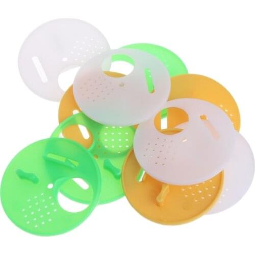 5 Pcs Circular Bee Hive Ventilation Door Diameter 7cm Thickness 0.4cm Beekeeper Beekeeping Tools ABS Beehive Door