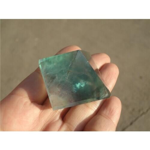 Natural Green Fluorite Quartz Crystal Pyramid Healing China