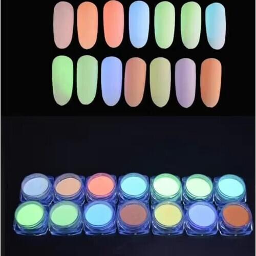 Nail Glitter Powder Luminous Pigment Fluorescent need to put the luminous powder under a fluorescent lamp for 5 to 10 minutes