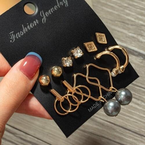 Vintage Geometric Earrings Set Statement Gold Metal Stud Earrings For Women Pearl Crystal Korean Earring 2021 Trend Jewelry Gift