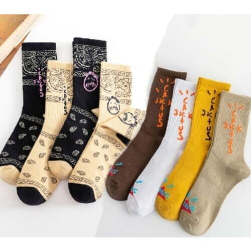 New Mens Socks Fashion Casual All-match Unisex Long Sosks Retro Trend Inscription Pattern Cool Style Soft Pure Cotton Keep Warm