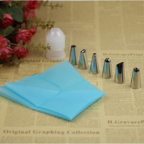 8 PCS/Set Silicone Kitchen Accessories Icing Piping Cream Pastry Bag + 6 Stainless Steel Nozzle Set DIY Cake Decorating Tips Set