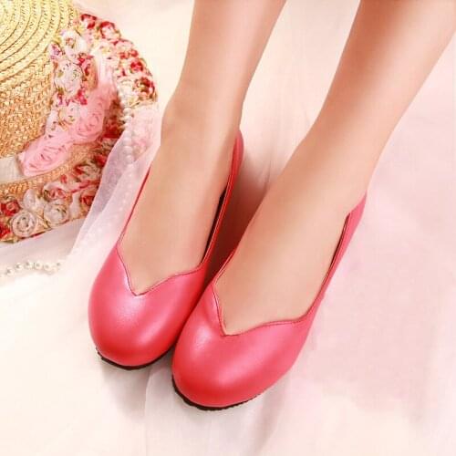 Women Flat Shoes Casual 2020 Womens Shoes Comfor Ballet Flats Round Toe Slip on Loafers Ballerina Cute Ladies Office Shoes Beige