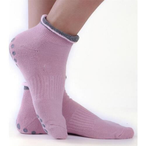 1 Pair Women Yoga Socks Anti Slip Silicone Gym Pilates Ballet Socks Fitness Sport Socks Cotton Breathable Elasticity 4 Colours