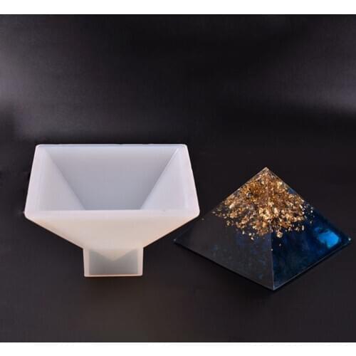 15 CM Creative Pyramid Mold Resin Silicone Mould For Handmade Tool DIY Epoxy Resin Molds