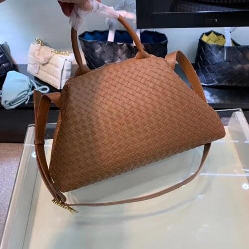 Summer Luxury Handbags Women Bags Designer Knit Shoulder Messenger Female Bag Handmade Cowhide Woven Large-Capacity Tan Purses
