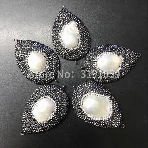 Snake skin bottom inlaid with natural pearl drop shaped condole a package of five